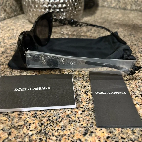 Dolce & Gabbana Black Cat-Eye Sunglasses Brand new Full inclusion.